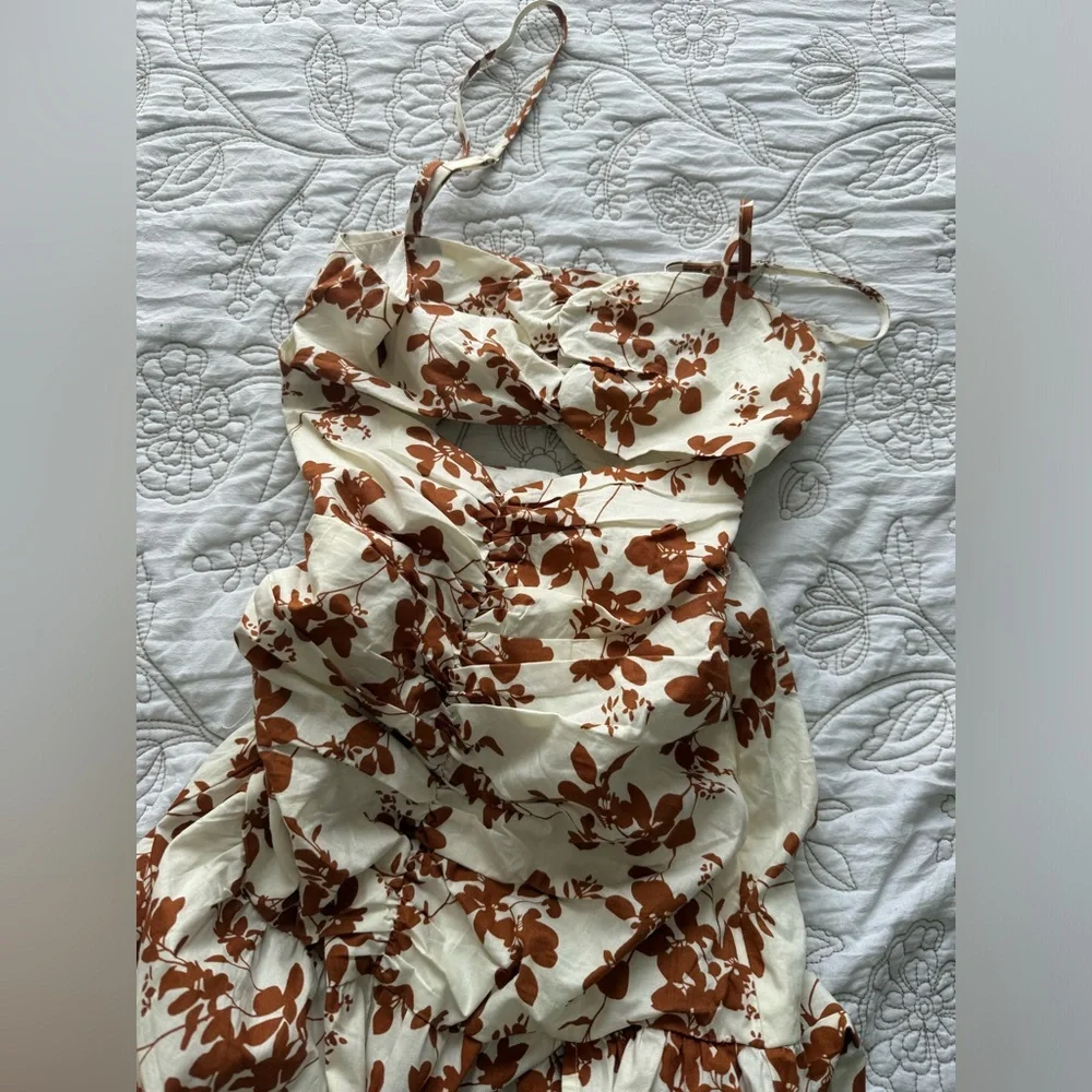 Showpo Cream and Brown Floral Dress‎ - Picture 5 of 6
